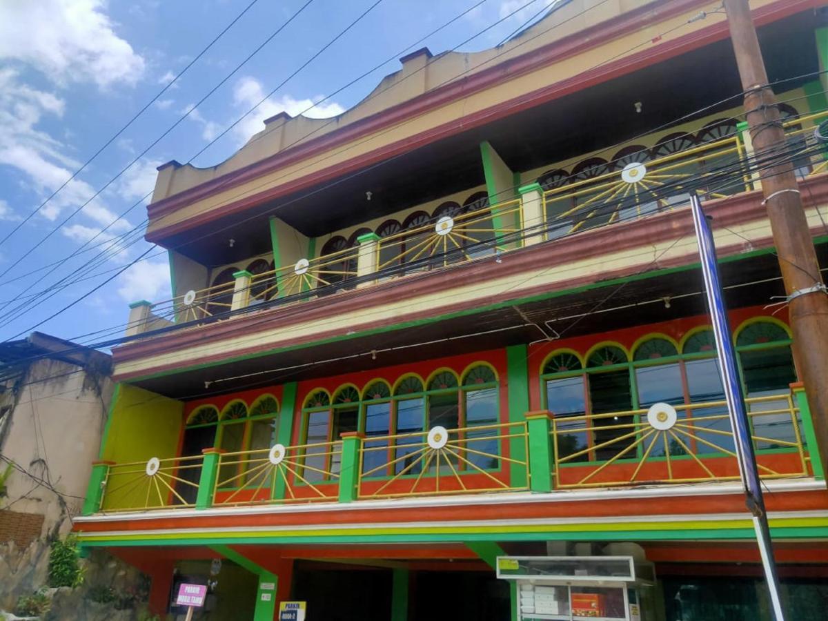Oyo 90041 Hotel Sinar Lumayan Syariah Баликпапан Екстериор снимка